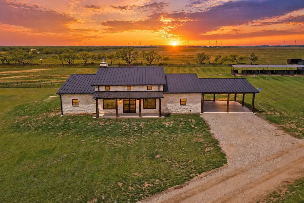 6384 Us Hwy 281 S, Jacksboro, TX 76458 - #1