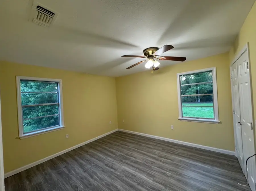 712 NE 5th Street, Springhill, LA 71075 - #3