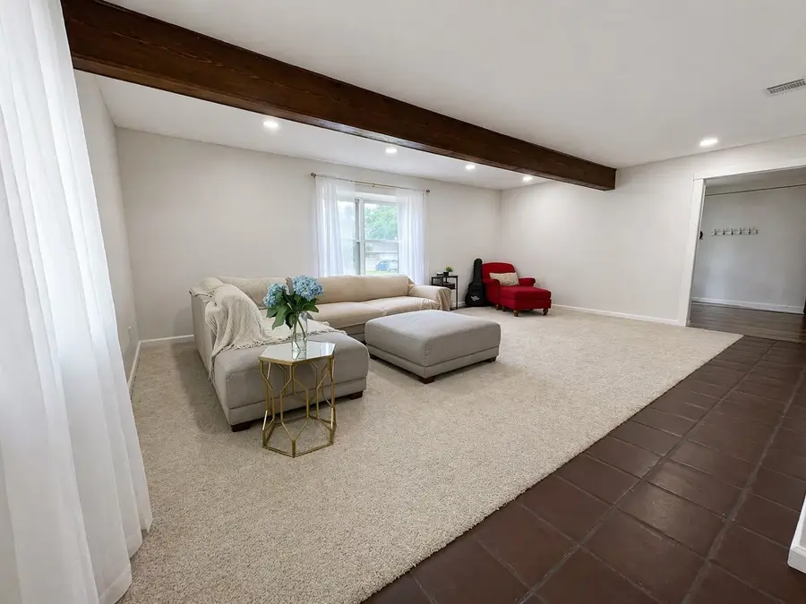 889 Jerry Lane, Bedford, TX 76022 - #2