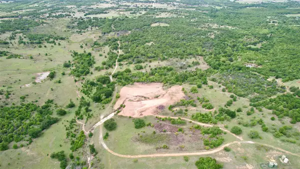 214.68 acres E Truce Road, Bowie, TX 76431