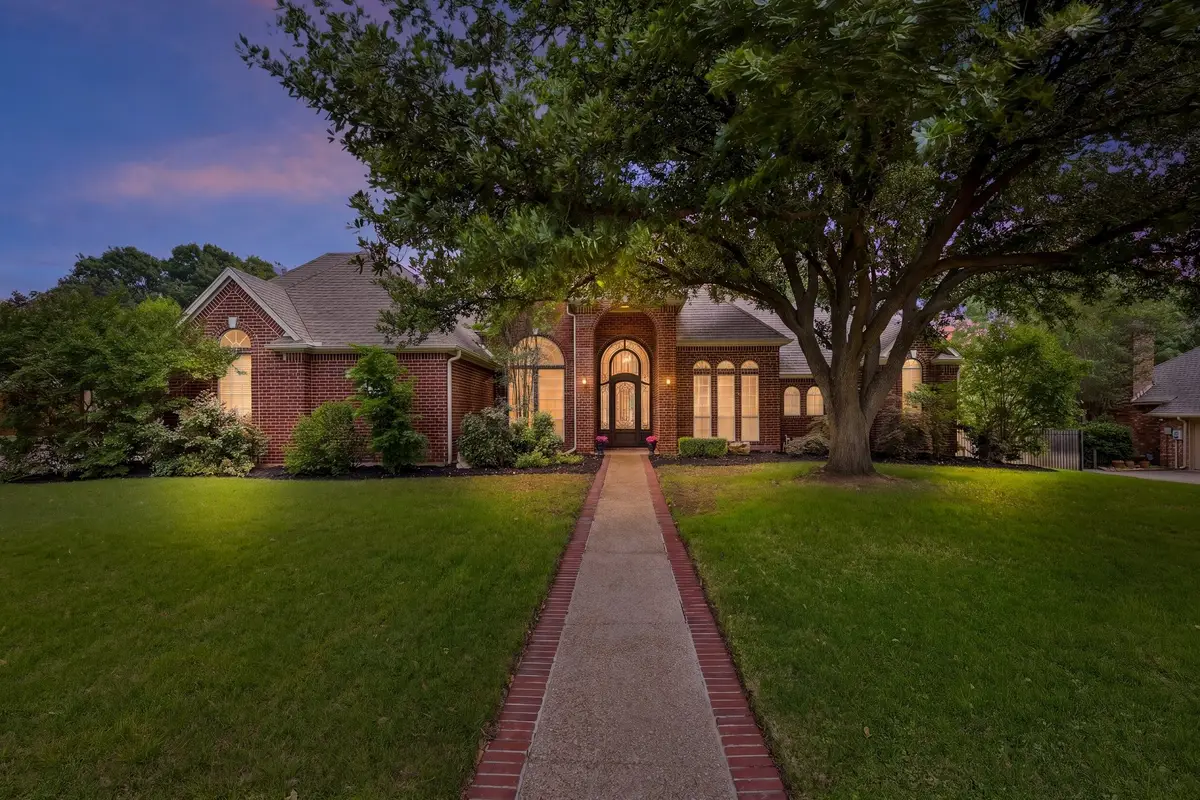 909 Chimney Hill Trail, Southlake, TX 76092 - #1