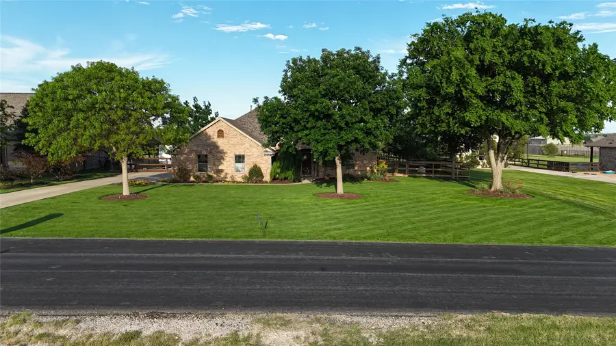 5541 Virginia Drive, Justin, TX 76247 - #2