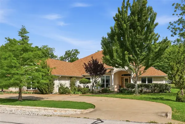 6008 Nutcracker Drive, Granbury, TX 76049
