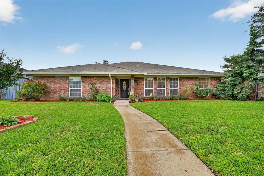 611 Harvest Glen Drive, Richardson, TX 75081 - #2