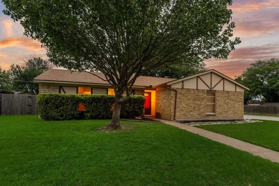 5929 Robin Drive, Watauga, TX 76148 - #3