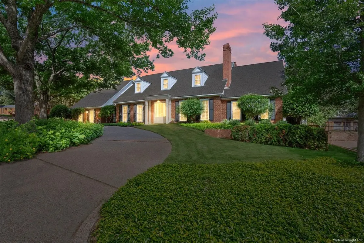 12002 Woodbriar Circle, Woodway, TX 76712 - #1