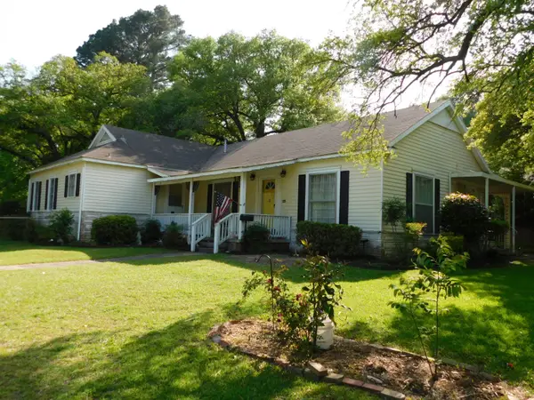 406 NW 3rd Street, Springhill, LA 71075