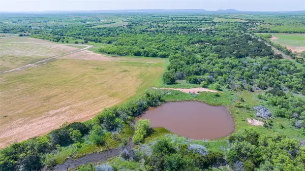 204 Cr 180, Ovalo, TX 79541
