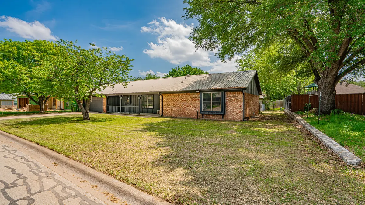 113 Wheeler Street, Glen Rose, TX 76043 - #1