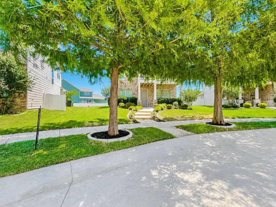 700 Hartsfield Street, Aubrey, TX 76227 - #3
