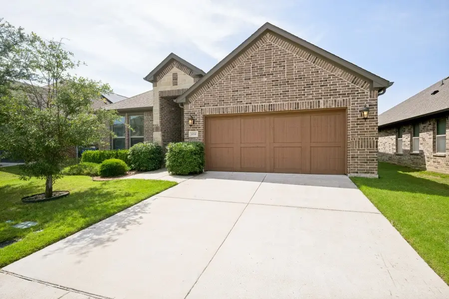 1014 W Villas Court, Lewisville, TX 75067 - #2