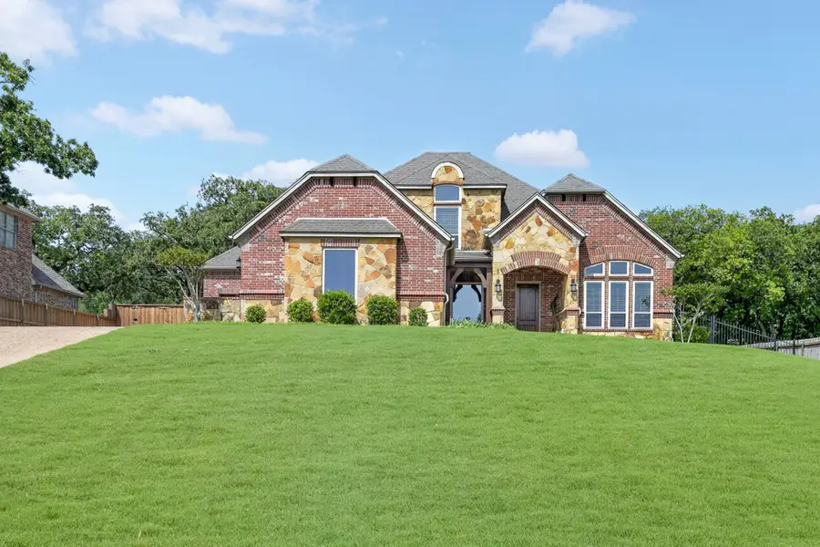 12601 Indian Creek Drive, Fort Worth, TX 76179 - #2