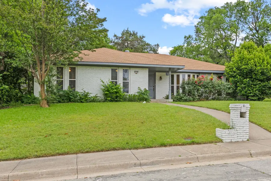 3732 Kiest Knoll Drive, Dallas, TX 75233 - #2