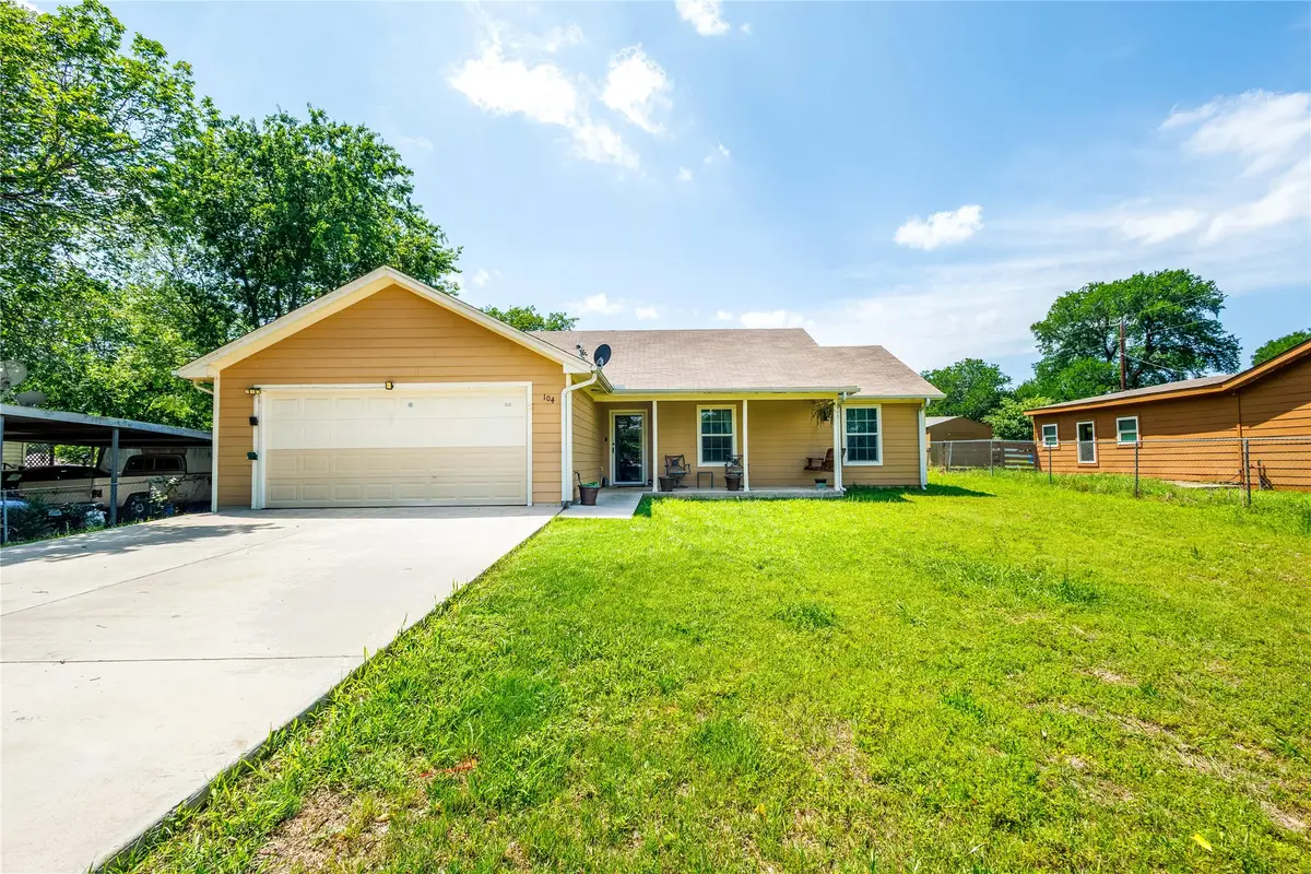 104 Richard Lane, Azle, TX 76020 - #1