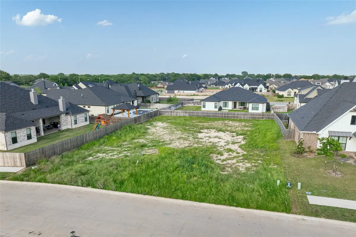 14001 Rw Court, Woodway, TX 76712 - #1