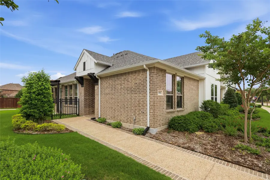 3806 Crested Eagle Way, Arlington, TX 76005 - #2