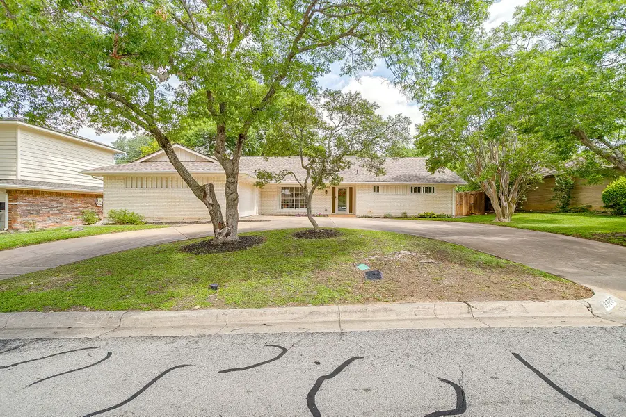 3520 Walton Avenue, Fort Worth, TX 76133 - #3
