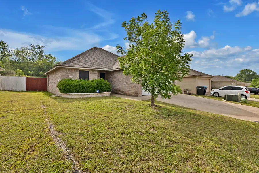 4025 Saint Christian Street, Fort Worth, TX 76119 - #3