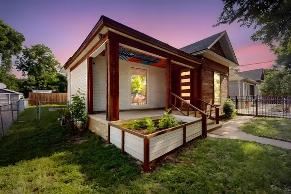 712 W 8th Street, Dallas, TX 75208