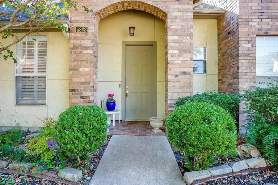 5882 Pecan Chase, Benbrook, TX 76132 - #3