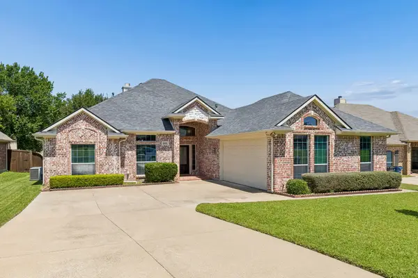 205 Rushcreek Drive, Wylie, TX 75098