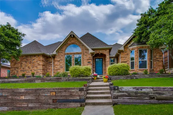 1908 Golden Trail, Carrollton, TX 75010
