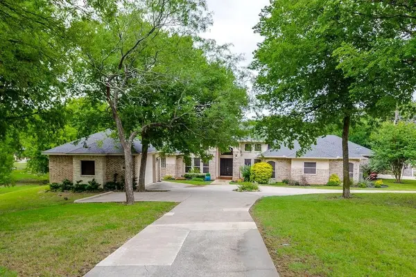 6413 Shoreline Drive, Little Elm, TX 75068