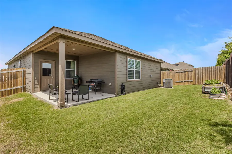 1916 Pondera Street, Ponder, TX 76259 - #2