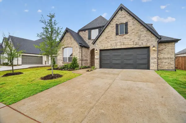 2313 Meek Woods Lane, Mansfield, TX 76063