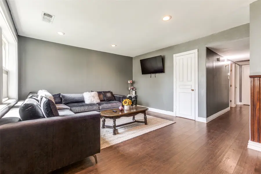 303 N Cottonwood Drive, Richardson, TX 75080 - #3