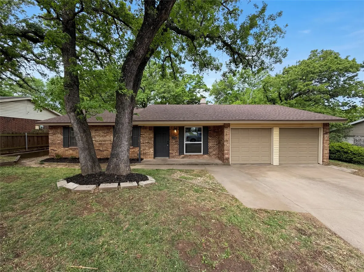1023 N Lucas Drive, Grapevine, TX 76051 - #1
