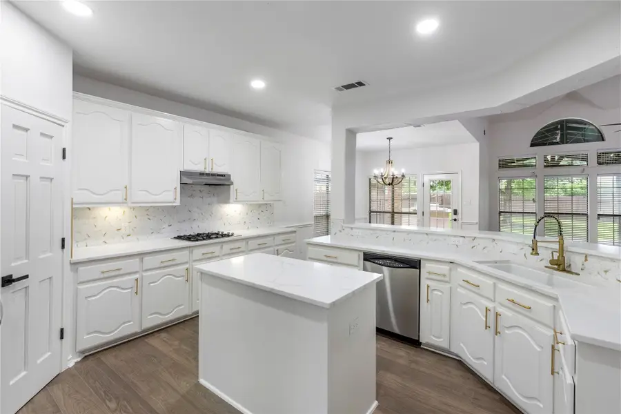 907 Greenfield Court, Kennedale, TX 76060 - #3