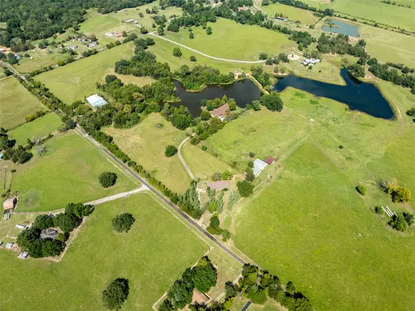 1895 County Road 3601, Edgewood, TX 75117
