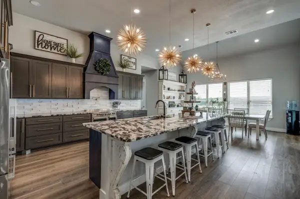 997 Ovilla Road, Waxahachie, TX 75167