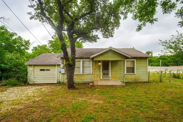 1202 Lindsey Street, Denton, TX 76205