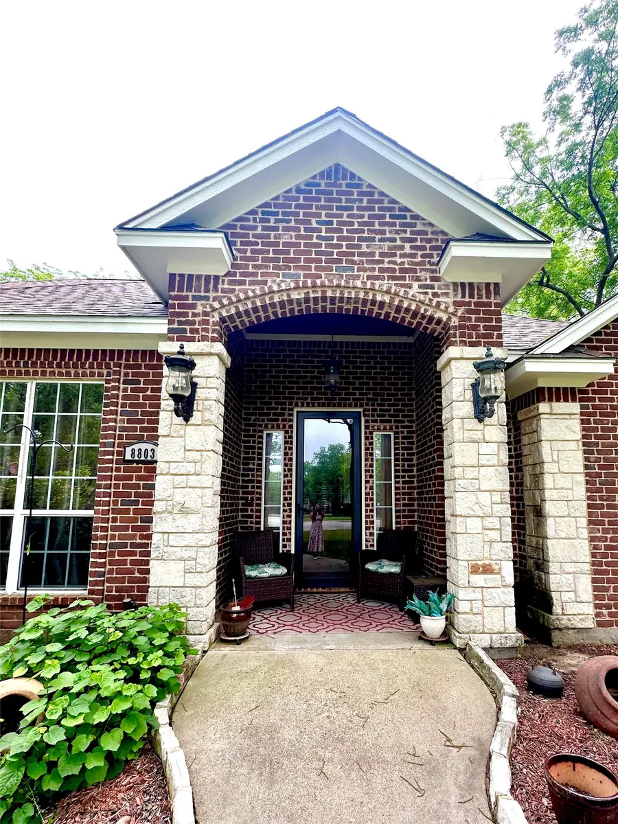 8803 S Hampton Court, Granbury, TX 76049 - #3