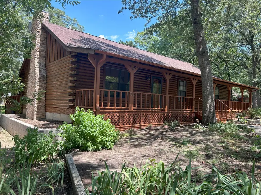 105 Santee Drive, Lake Kiowa, TX 76240 - #3