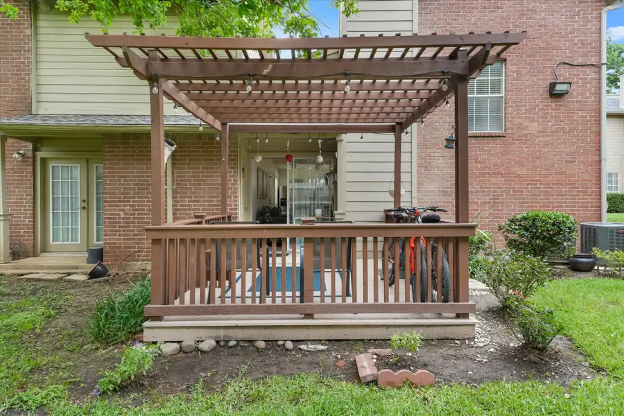 1463 Meadowood Village Drive, Fort Worth, TX 76120 - #2