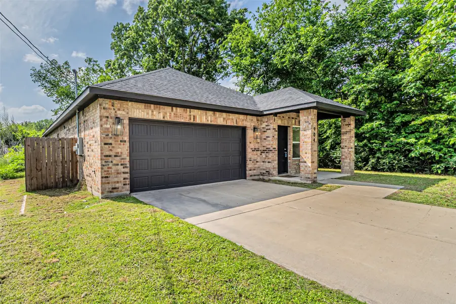 904 S Catherine Street, Terrell, TX 75160 - #2