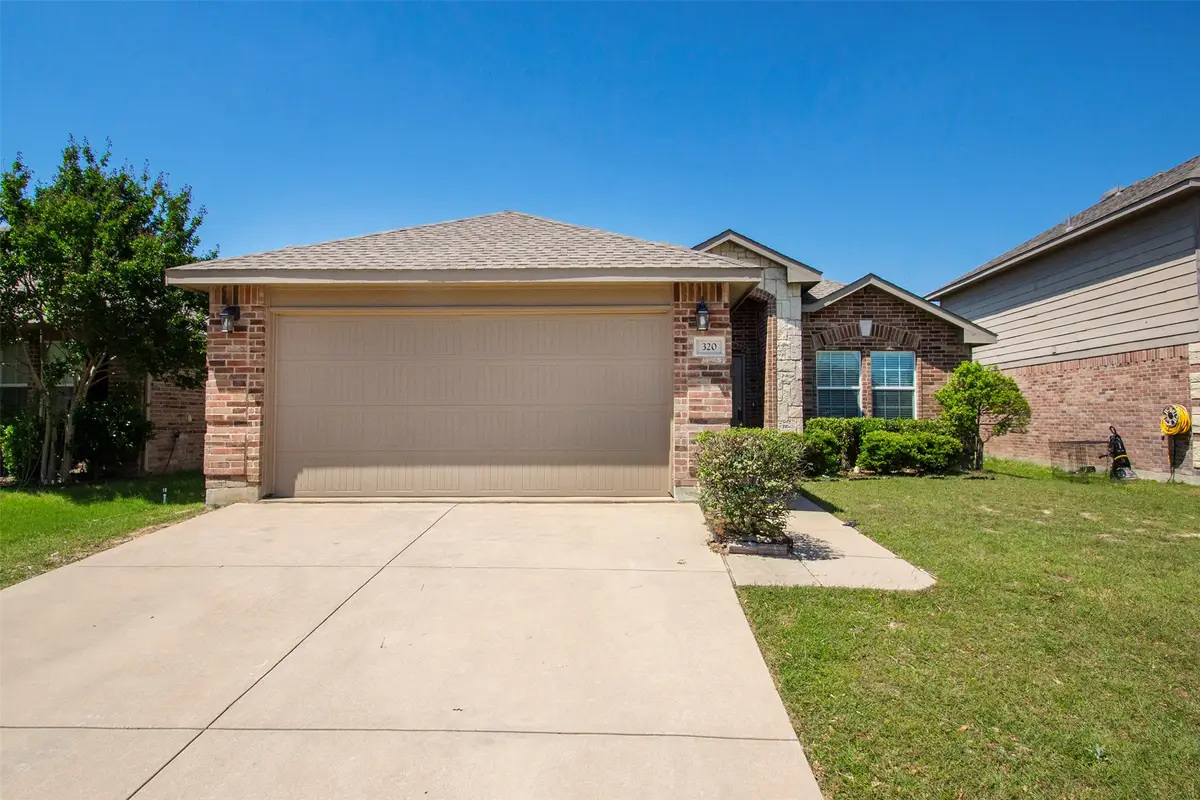 320 Chalkstone Drive, Fort Worth, TX 76131 - #1