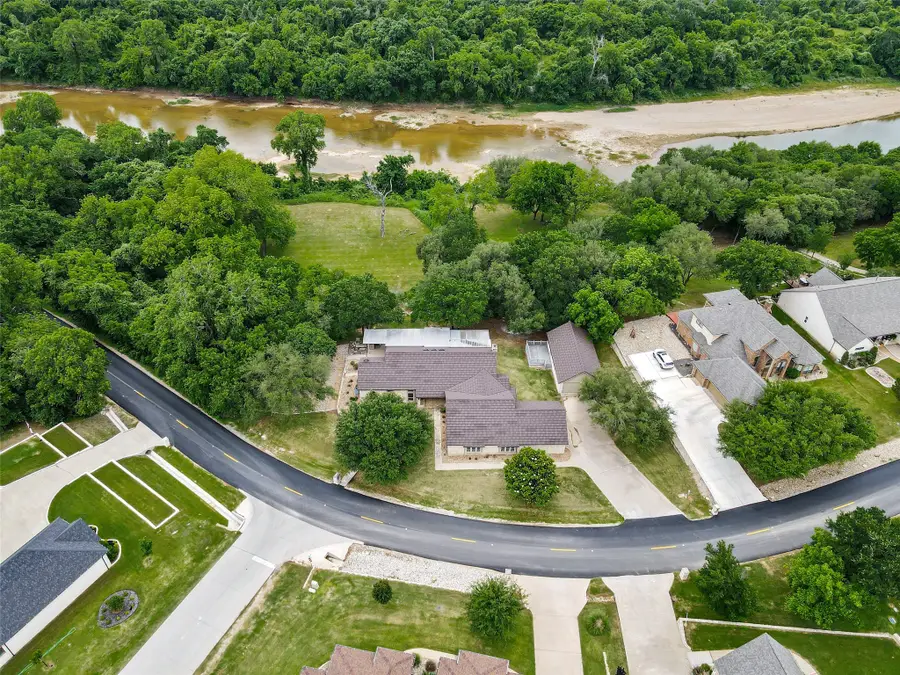 10100 Ravenswood Road, Granbury, TX 76049 - #2