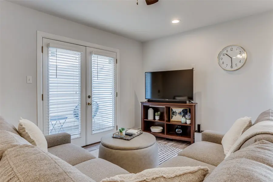 4338 Hartford Street #10, Dallas, TX 75219 - #3