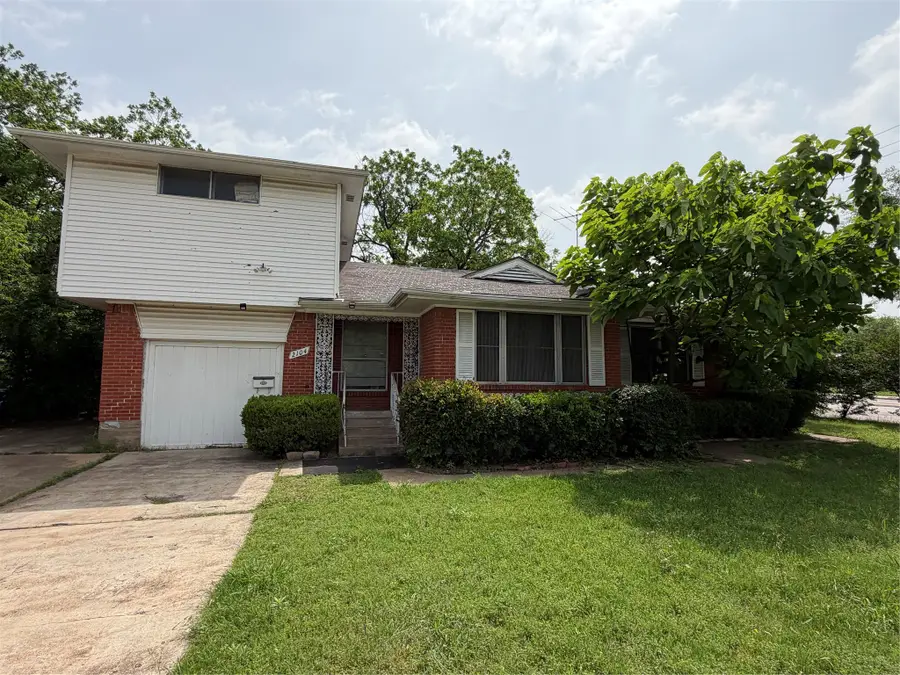 2104 Utica Drive, Dallas, TX 75227 - #2
