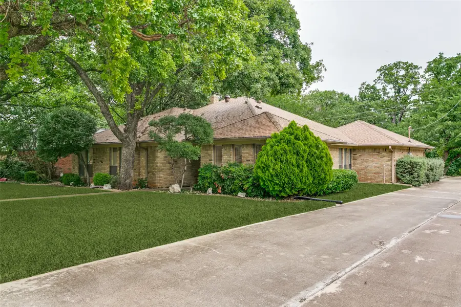 2818 N Creekwood Drive, Grapevine, TX 76051 - #3