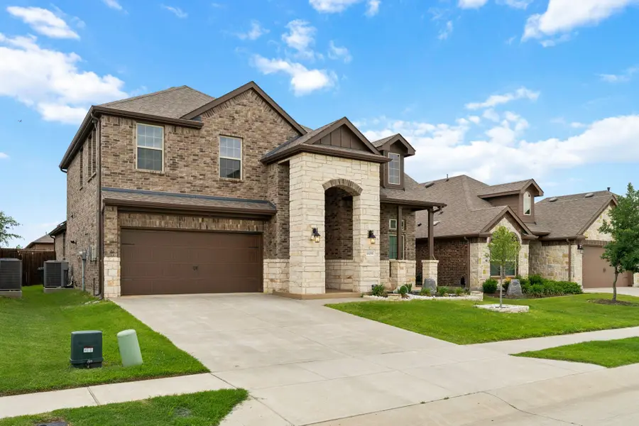 11208 Canyon Mine Drive, Aubrey, TX 76227 - #2