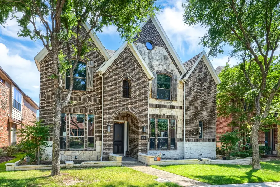 2246 Longview Road, Irving, TX 75063 - #2