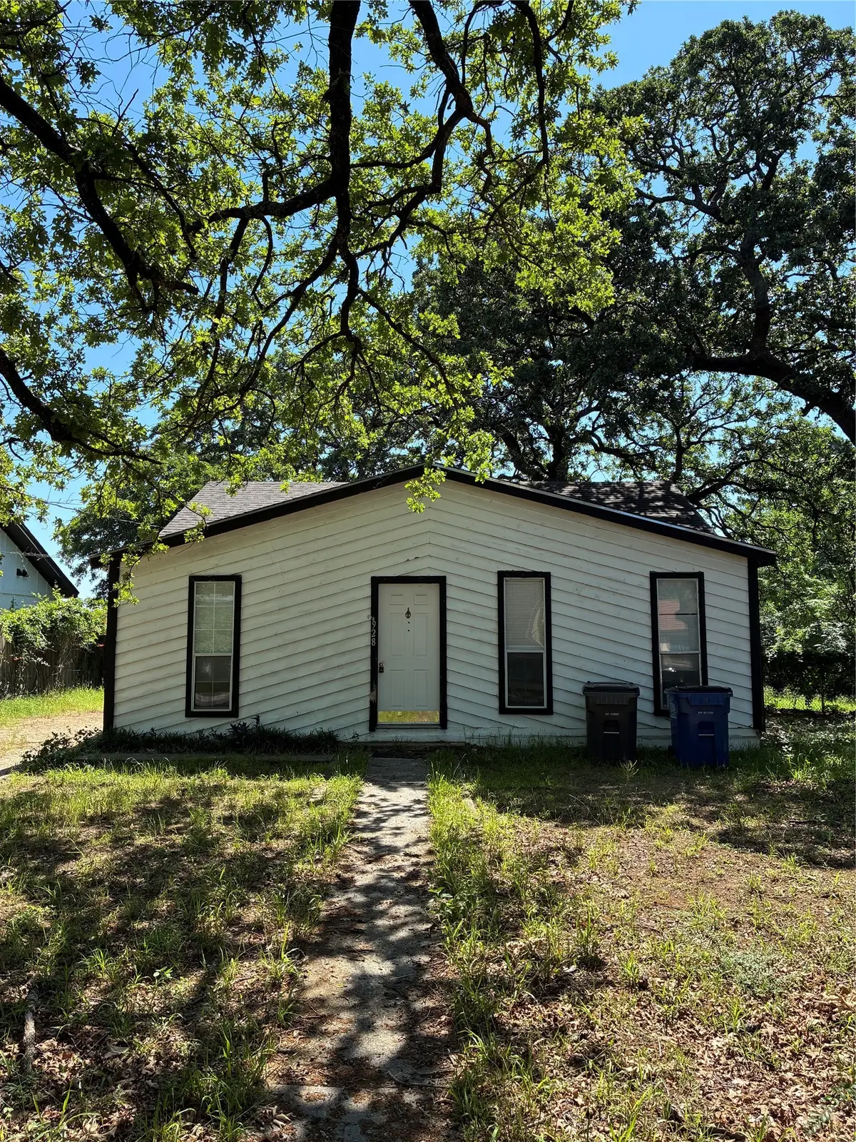 2924 Hiawatha Trail, Lake Worth, TX 76135 - #1