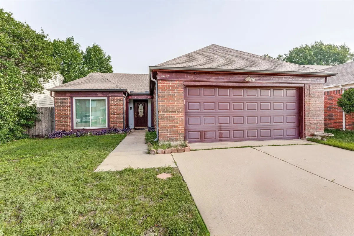 4617 Feathercrest Drive, Fort Worth, TX 76137 - #1