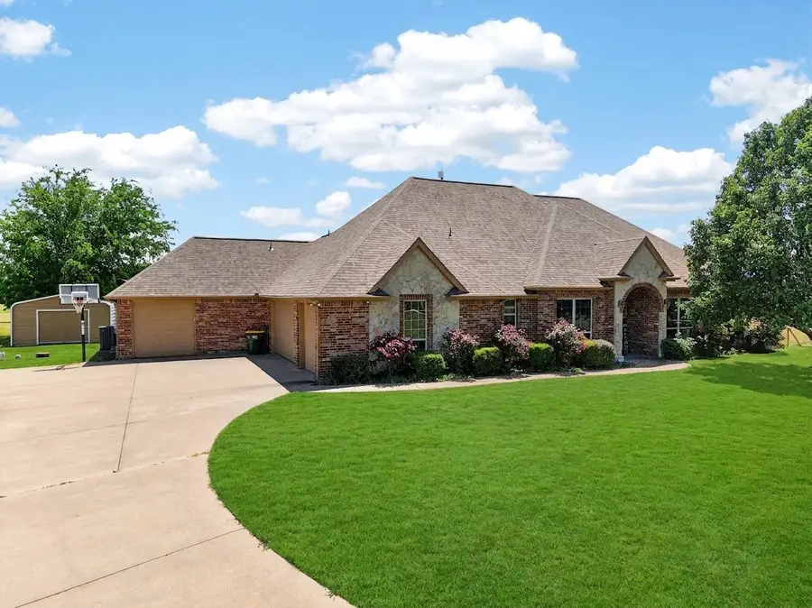 1035 Highland Road, Cleburne, TX 76033 - #2