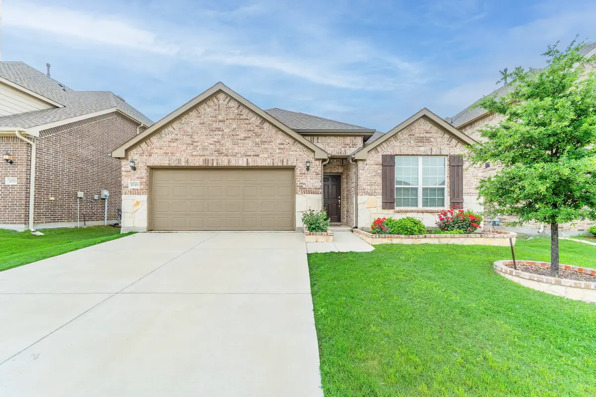 1048 Pinnacle Breeze Drive, Fort Worth, TX 76052 - #1